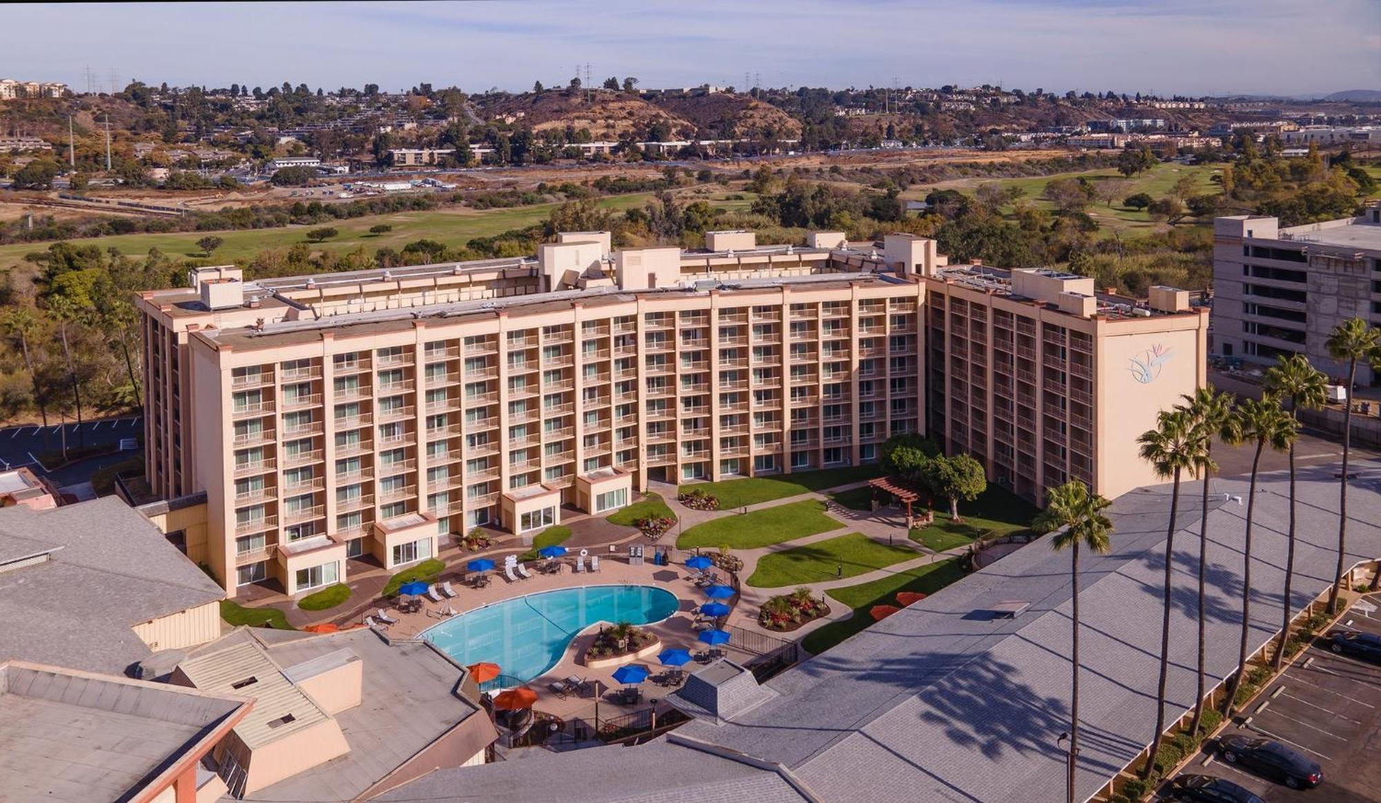 Crowne Plaza Hotel Mission Valley By Ihg Сан-Диего Экстерьер фото